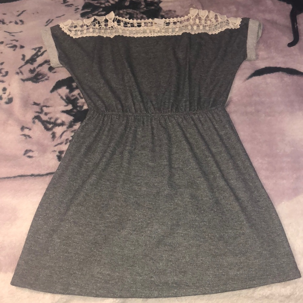 Grey dress with cuffs and lace design